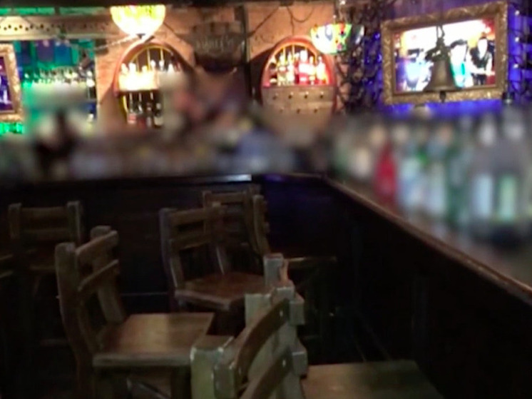 В центре Хабаровска нашли подпольный алкоголь и задержали подростков