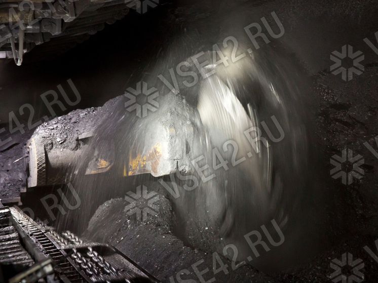 Обрушение породы на шахте «Ерунаковская-8» приостановило добычу угля