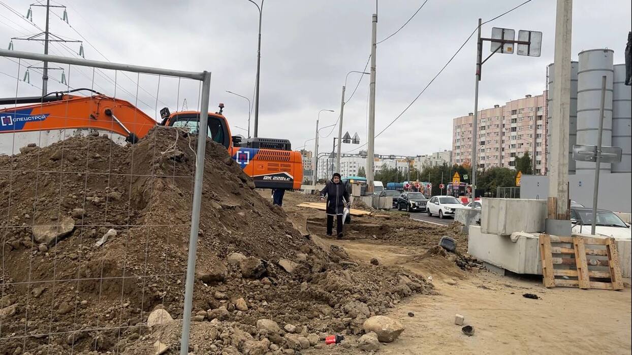 Жители Приморского района опасаются травм и несчастных случаев на Шуваловском проспекте