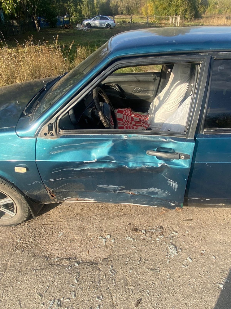 В Орловской области в ДТП пострадали двое 12-летних мальчиков на мопеде