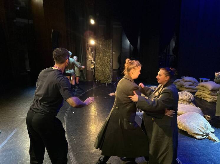 Война глазами женщин: калужане представят новую постановку на «Территории жестов»