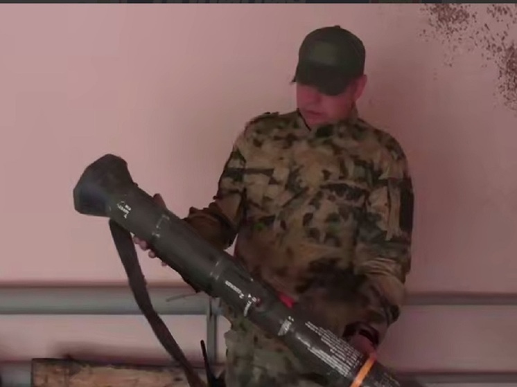 В Курахово выявляют тайники с вооружением ВСУ