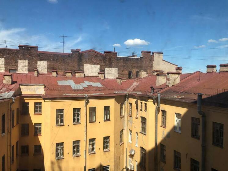 В Петербурге отремонтировали 144 крыши