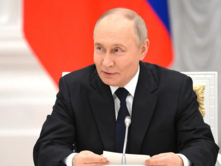 Воронежский губернатор поздравил Владимира Путина с днем рождения