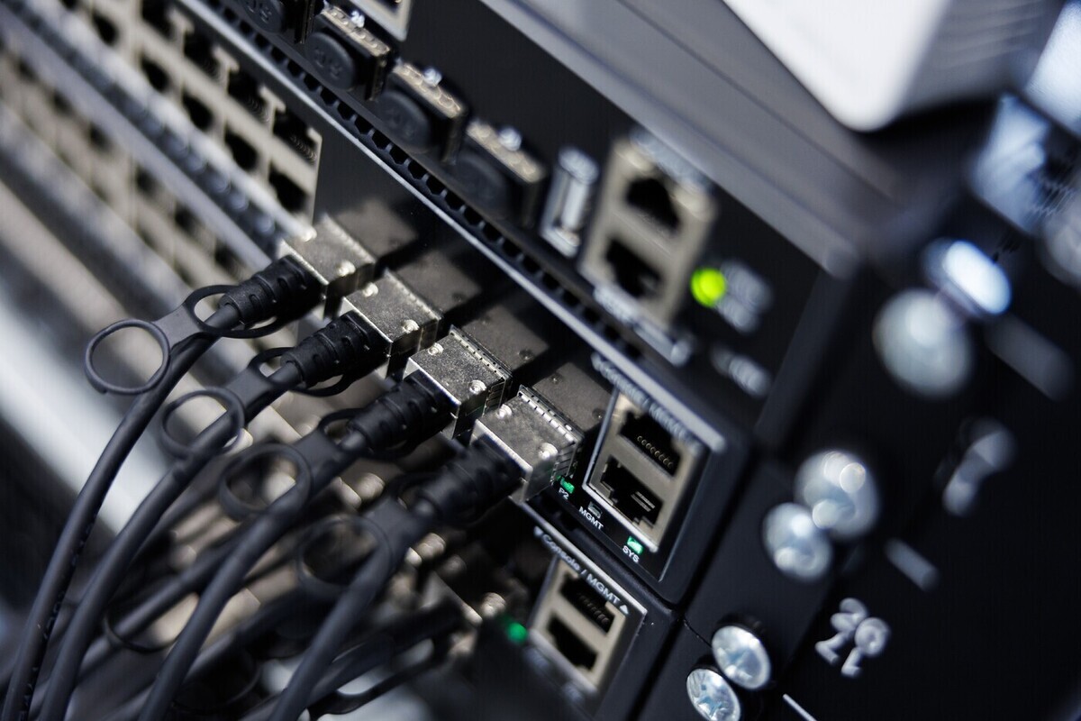 Эксперт рассказал о двух способах борьбы с дипфейками в Интернете