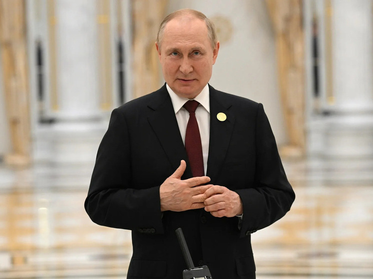 Глава Дагестана поздравил Владимира Путина с днем рождения