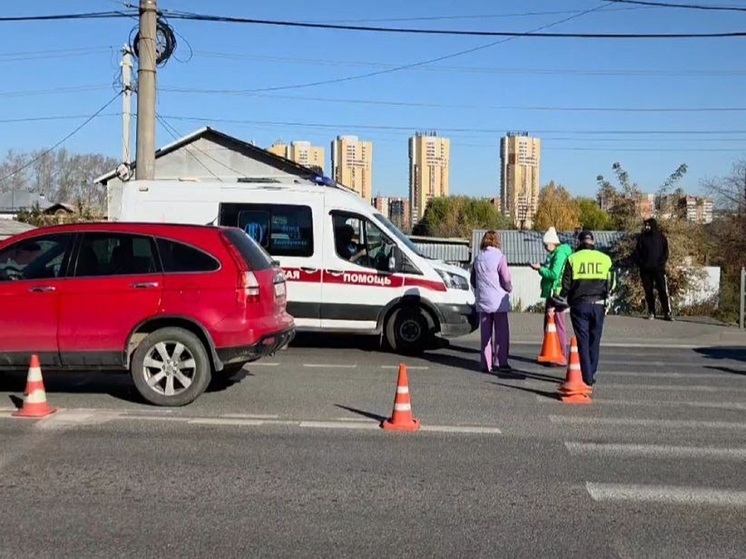 В Екатеринбурге автомобиль сбил 11-летнюю девочку