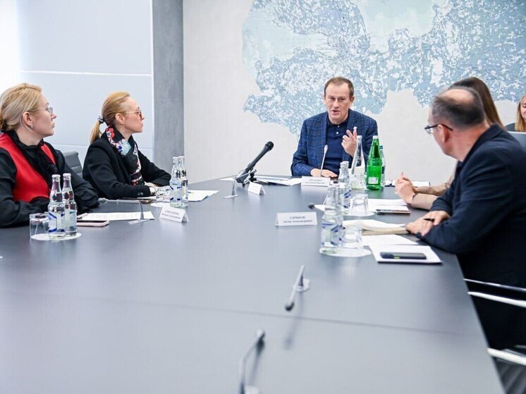 В Ленобласти проведут реформы в сфере туризма и пассажирских перевозок