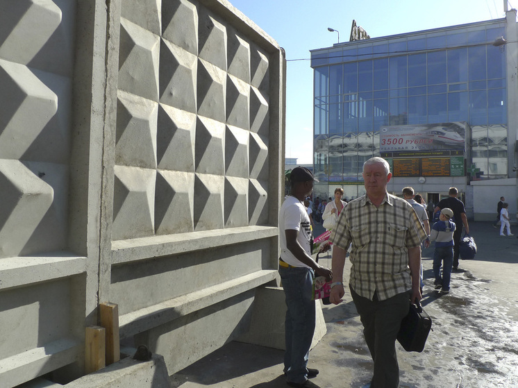 Более 1,5 км защитных ограждений установили на железных дорогах Подмосковья с начала года