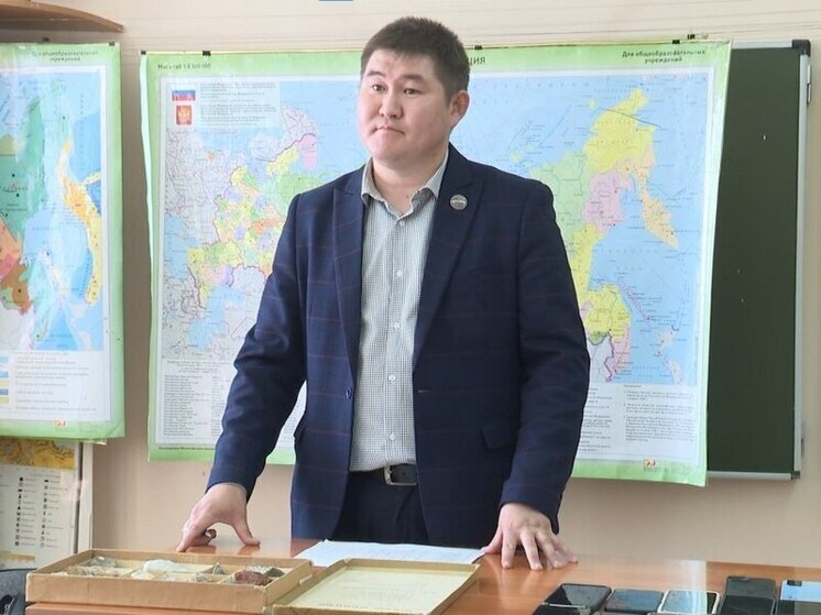 Ветеран СВО стал учителем географии в школе поселка Забайкалья