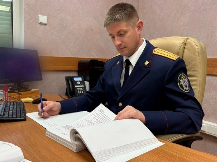Глава компании потратил наворованные на ремонте дороги в ЯНАО миллионы на спецтехнику и авто для экс-жены