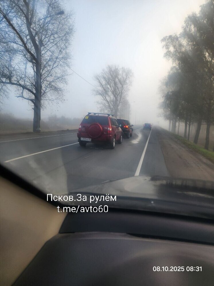 Псковичи начали утро с ДТП