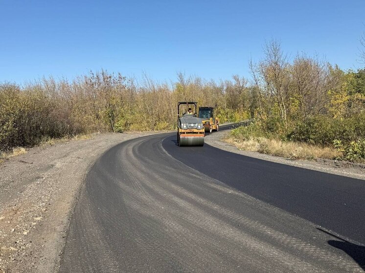 В ЛНР ремонтируют дорогу с подъездом к «Миус-фронту»