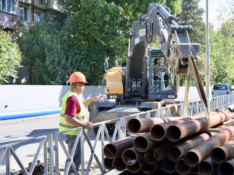 В Адлере продолжается строительство нового водовода