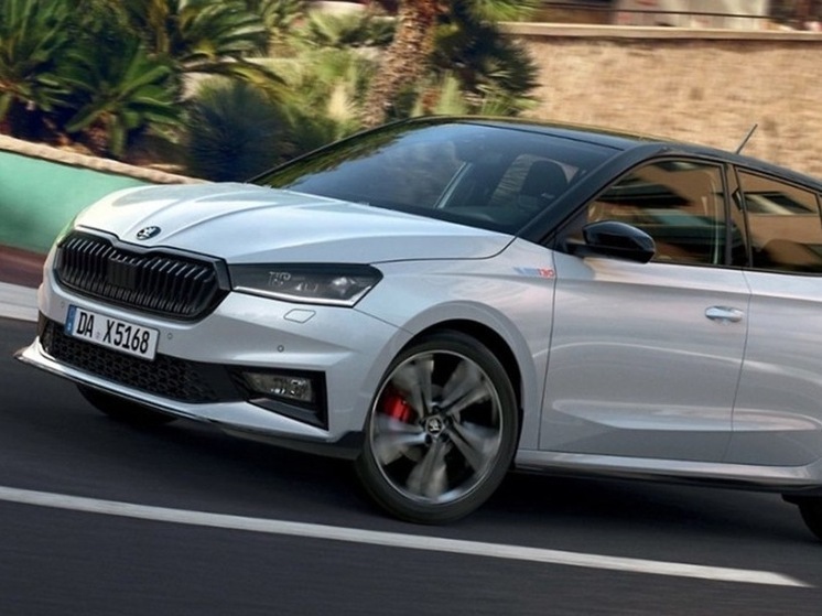 В Европе прошел дебютный показ хэтчбека Skoda Fabia 130: авто сняли на фото