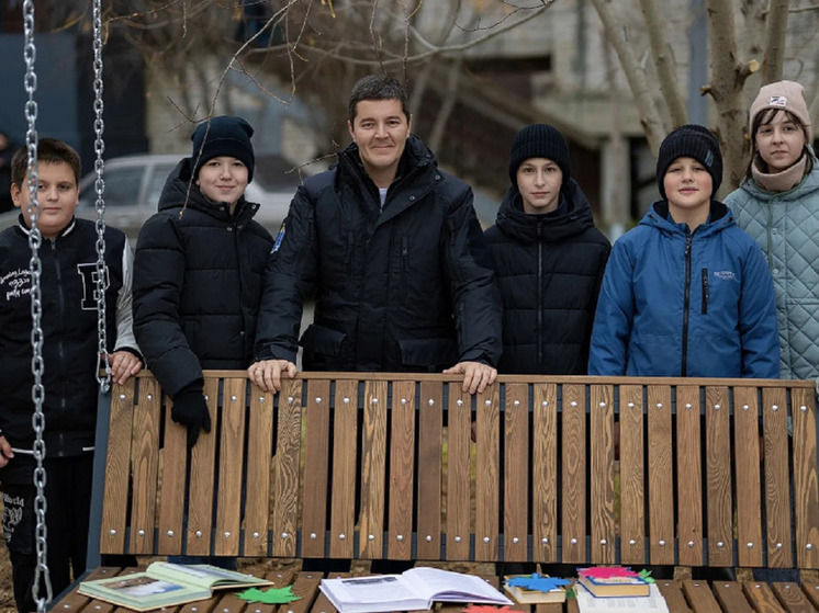 Задача — развитие Большого Приуралья: губернатор оценил положительные изменения Лабытнанги и Харпа