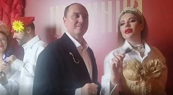 Катя Гусева пританцовывала с мужем, а Максим Zavidia показал свою девушку