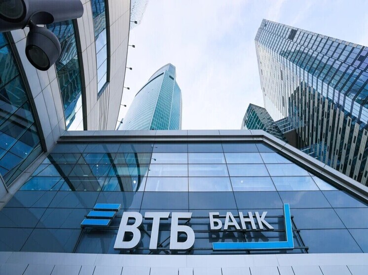 ВТБ готовится запустить оплату через iPhone во всех терминалах страны
