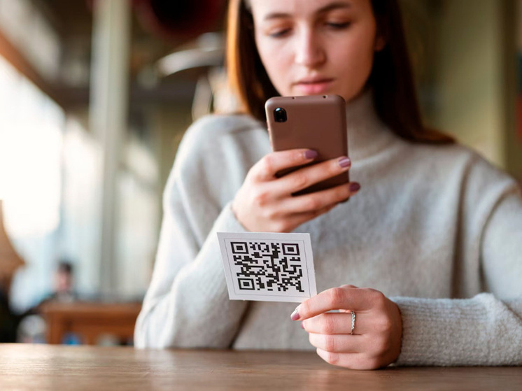 Мошенники с QR-кодами обманули липчанина на 430 тысяч рублей