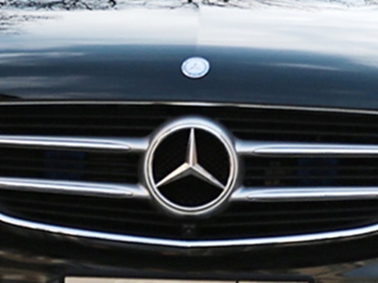 Жена бизнесмена устроила аварию с элитными автомобилями в центре Екатеринбурга