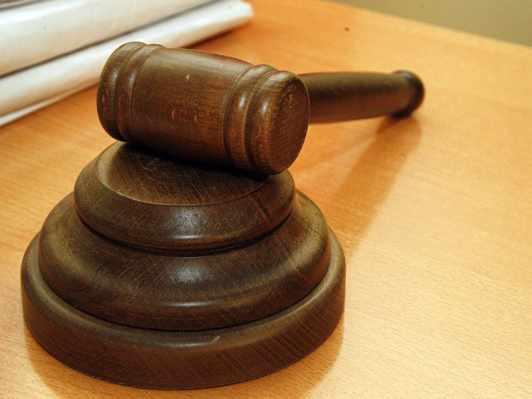 Суд разрешил осужденному за мошенничество не платить вовремя пошлину