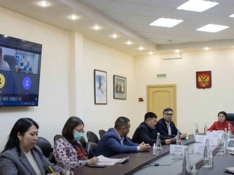В районах Калмыкии построят современные физкультурно-оздоровительные комплексы