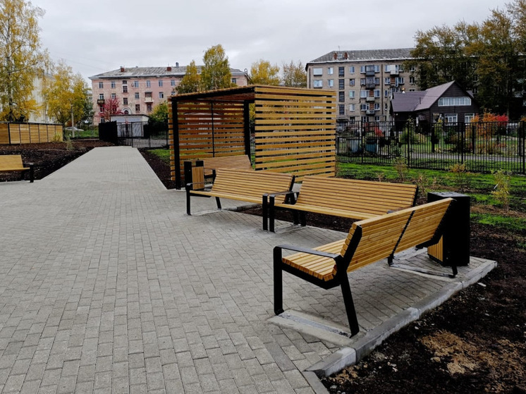 В Березниках благоустроили территорию краевой больницы имени Вагнера