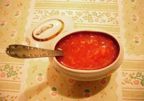 Хреновая закуска — острая, ароматная и бодрящая приправа, известная в России, Украине, Беларуси и других странах Восточной Европы