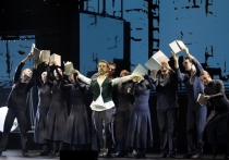 Самый свежий и необычный взгляд на современный театр предложит калужанам фестиваль «Новые люди», который пройдет с 17 по 31 октября в четырех городах – Калуге, Обнинске, Наро-Фоминске и Москве