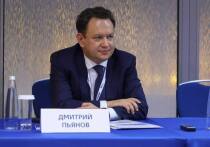 Развитие искусственного интеллекта и цифровизация банковского сектора в ближайшем будущем вряд ли приведет к полному исчезновению офисов, заявил в ходе «Финополиса» первый зампред ВТБ Дмитрий Пьянов