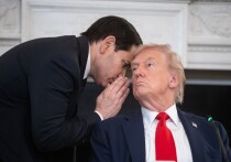 Глава Госдепартамента США Марко Рубио прервал встречу Трампа рукописной запиской о мирном соглашении по Газе. В записке от госсекретаря говорится: "Вам нужно как можно скорее опубликовать правдивый пост в социальной сети, чтобы вы могли объявить о сделке первыми"
