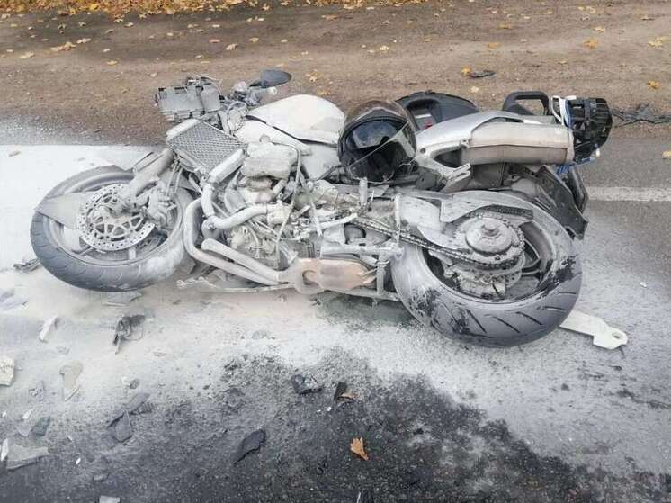 Мотоциклист попал под колеса грузовика в Воронежской области