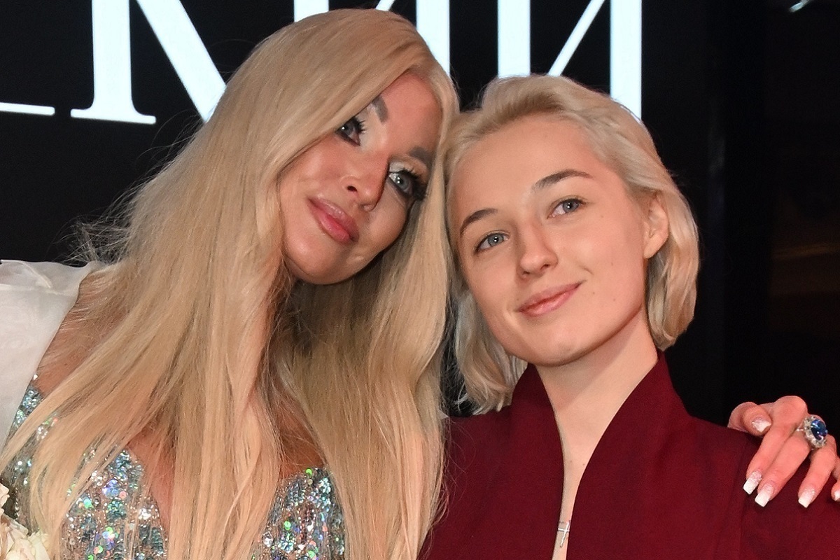 Волочкова пролила свет на отношения с ее дочерью