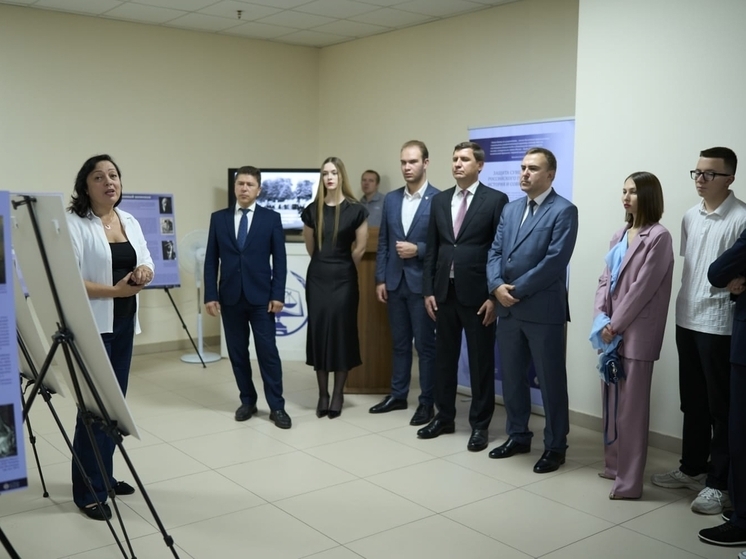 В Северо-Кавказского филиале РГУП открылась выставка о защите суверенитета России