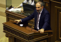 Армянская оппозиция близка к тому, чтобы вынести вотум недоверия премьеру Николу Пашиняну в парламенте