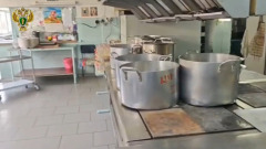 Прокуратура Трехгорного посетила школу, где была вспышка инфекции. Видео