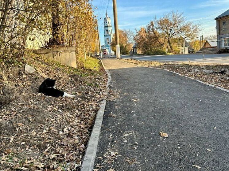 В Сунском районе комплексно благоустраивают дороги и тротуары