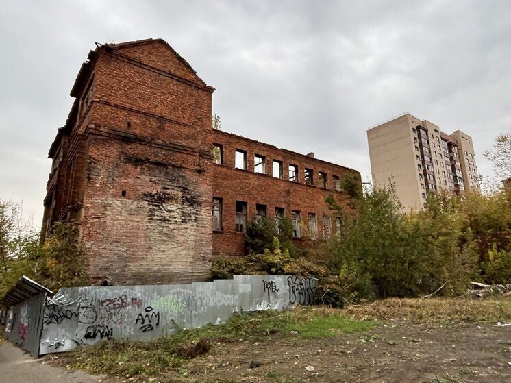В Туле подвели итоги аукциона по продаже уникального здания культурного наследия регионального значения, доходного дома Бориса Израилевича Гольденблата, расположенного на улице Бундурина 25