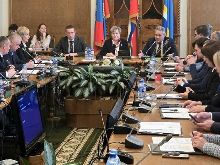 Новый состав гордумы Костромы решил оставить главой города Алексея Смирнова
