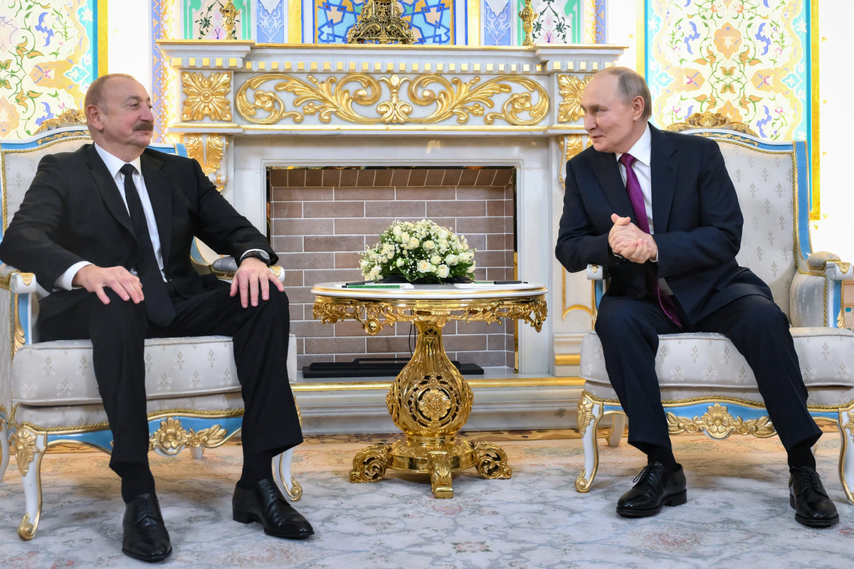 Москва и Баку зарыли топор войны: что осталось за кадром примирения Путина и Алиева