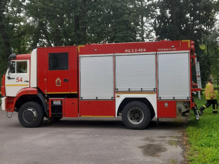 В Уфе произошел пожар на крыше дома в ЖК «Новалэнд»