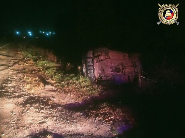 Юные водитель и пассажир авто получили переломы в ДТП в Вурнарах