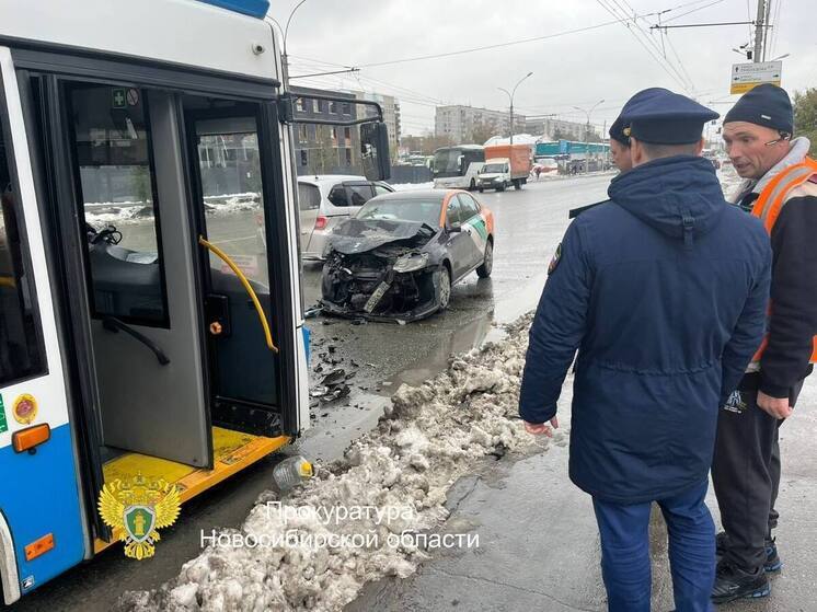 Ещё одно ДТП с каршерингом произошло в Октябрьском районе Новосибирска
