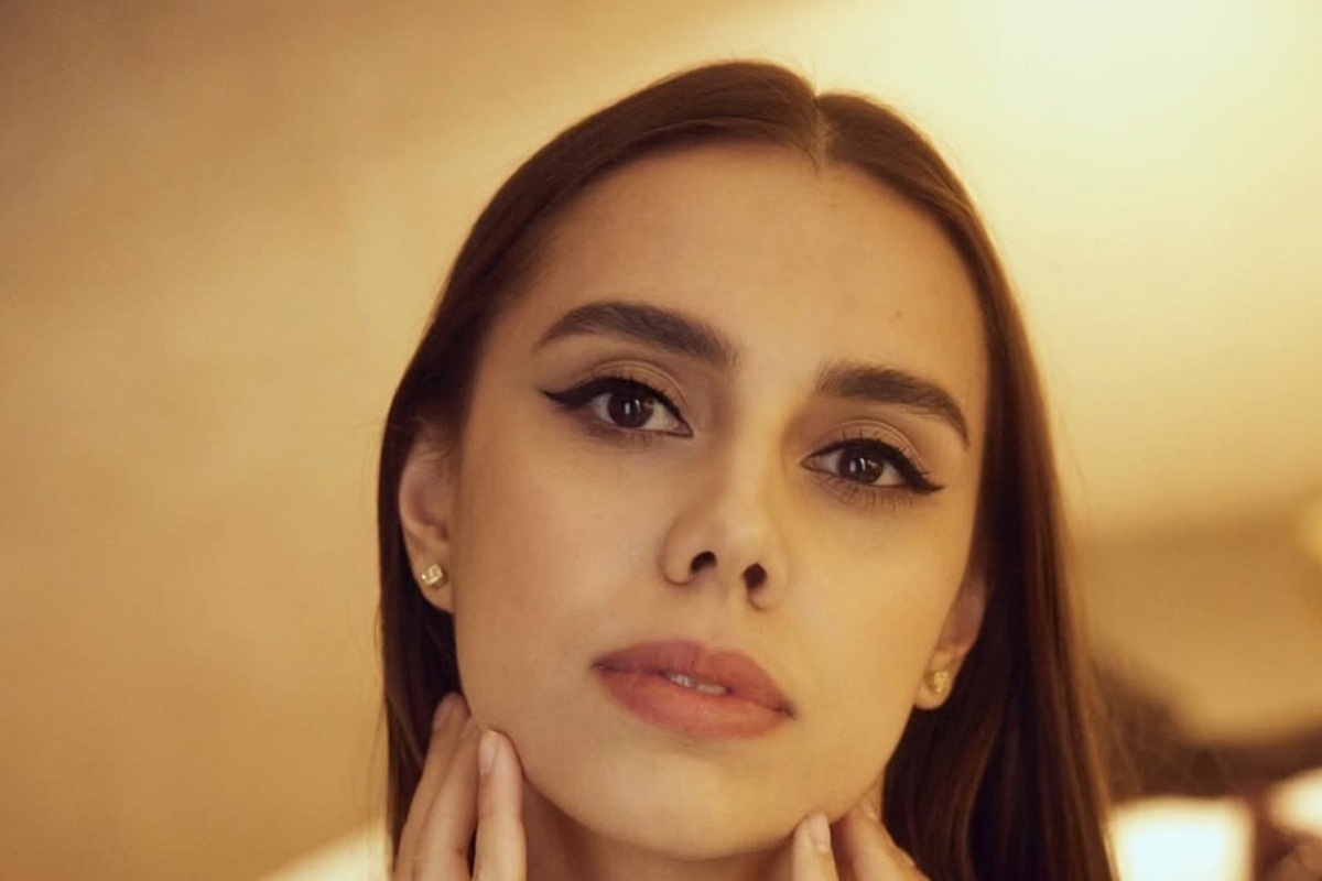 Гимнастка поделилась личными фото