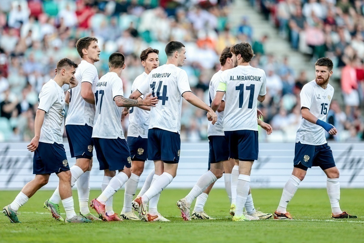 На матч сборных России и Ирана продали все билеты