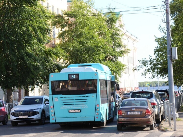 Глава Северодвинска: автобусное сообщение в городе работает в штатном режиме