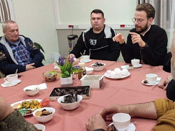 Калужские «защитники Отечества» встречаются с духовенством