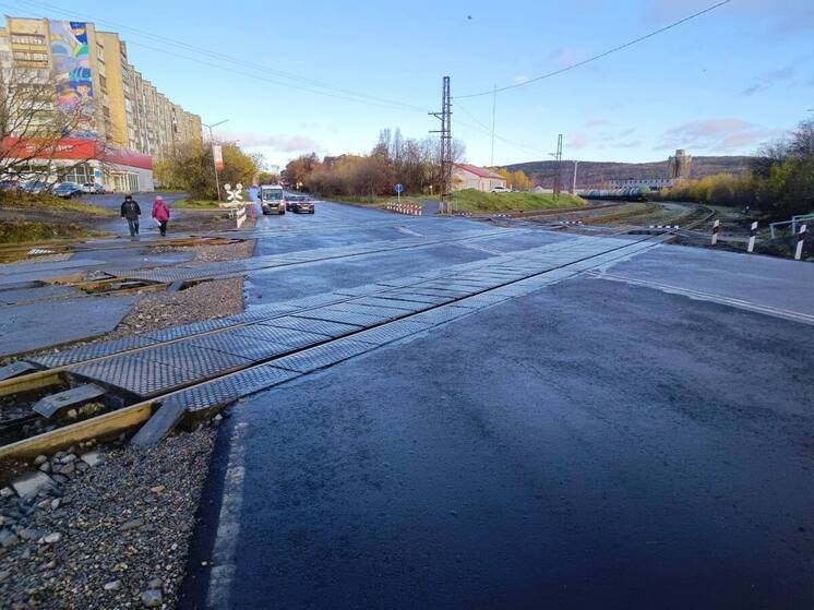  В Мурманске устранили нарушения на переезде после прокурорской проверки