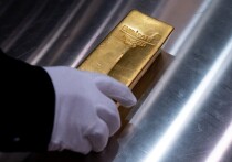На этой неделе финансовый мир стал свидетелем исторического события: впервые в истории цена золота преодолела символическую отметку в четыре тысячи долларов за унцию. Об этом пишет канадская The Globe and Mail (статью перевели ИноСМИ).