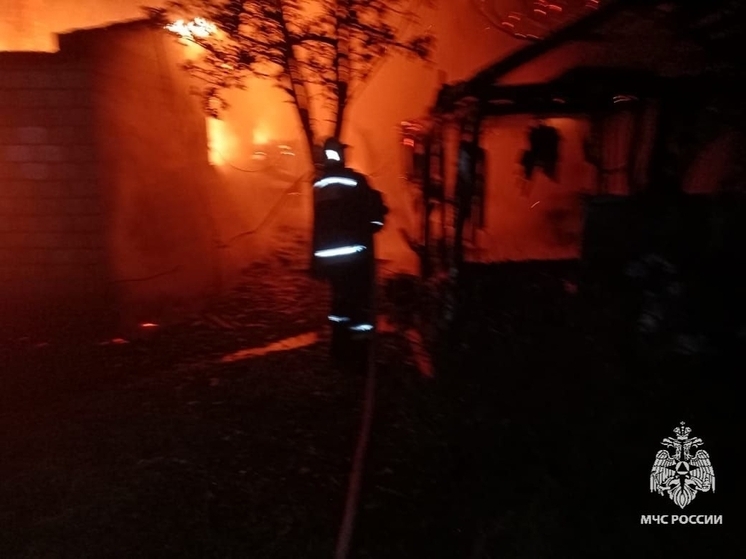 В Орловской области на пожаре пострадал мужчина